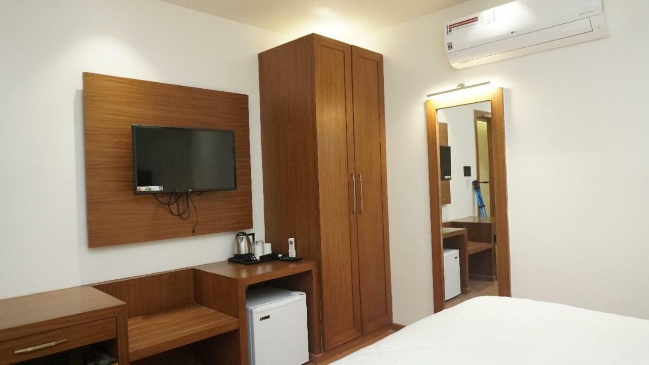 Cennet The Boutique Hotel Prayagraj Esterno foto